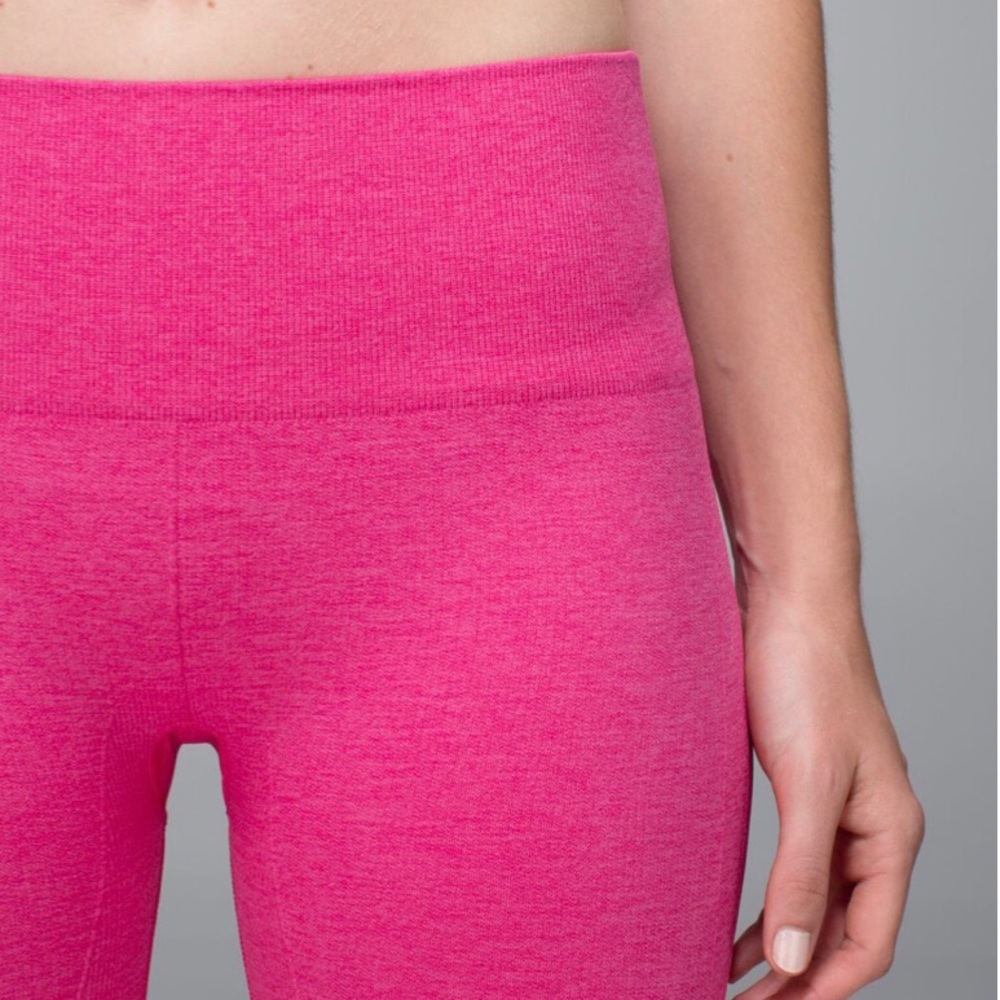 Lululemon In The Flow - Picture 4 of 7